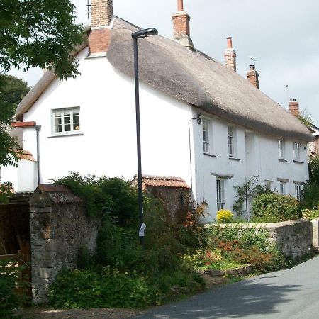 Middletown Farmhouse B&B Okehampton Exteriör bild